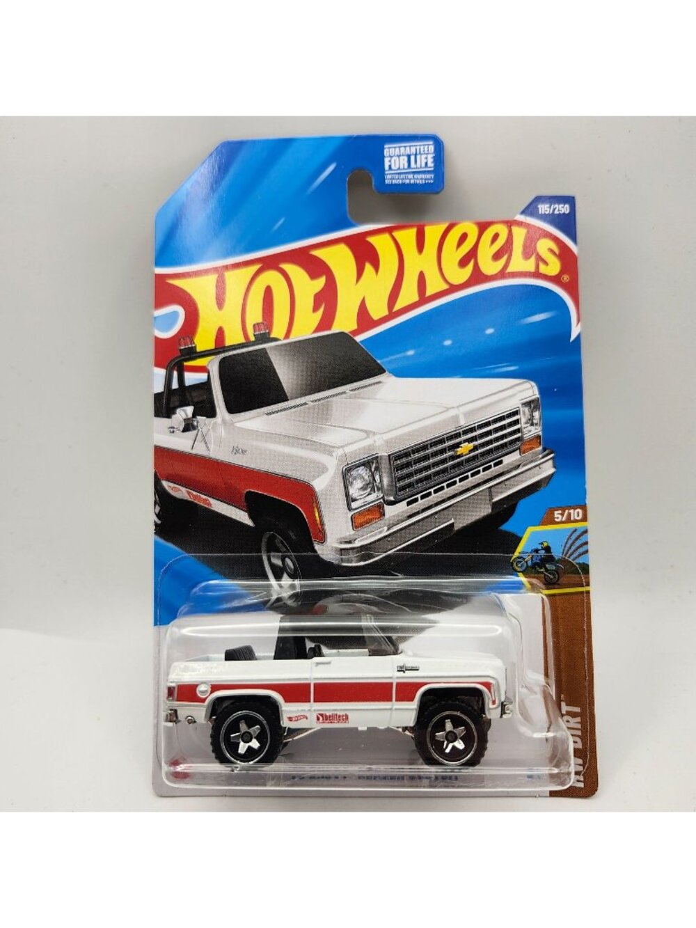 Hot Wheels 75 Chevy Blazer Custom White HW Dirt 5/10 115/250
